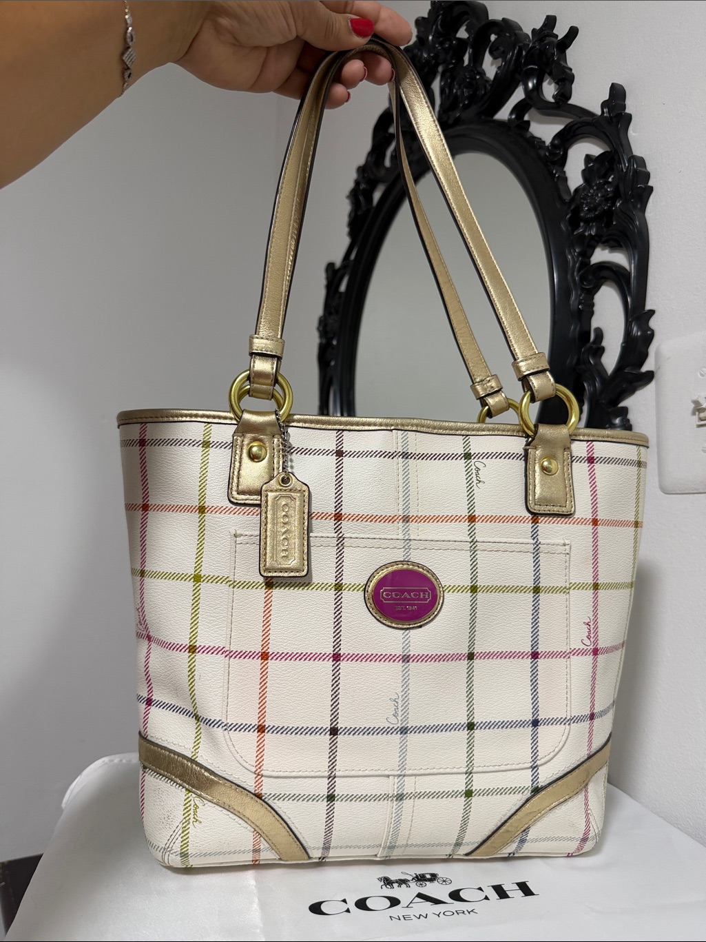 Coach 19174 White Multicolor Plaid Tote With Gold Trim